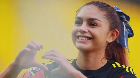 ¡La jugadora de las Águilas está de fiesta!