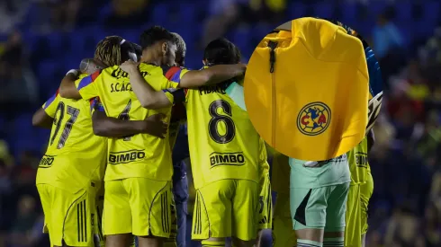 Las Águilas siguen rompiéndola con sus nuevas equipaciones.