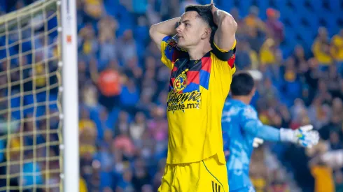 Álvaro Fidalgo en un partido del Club América en la Liga MX.