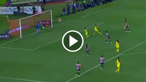 Irene Guerrero señaló el segundo para América Femenil.