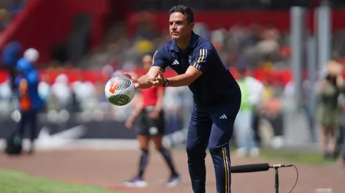 El entrenador es relacionado a otro equipo que no es el Club América Femenil