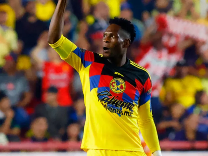 Pumas no puede y América sí: el costo real de Díber Cambindo