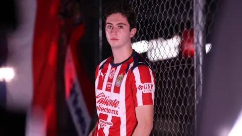 Brian Gutiérrez tiró dardo al América en su presentación con Chivas para el 2026