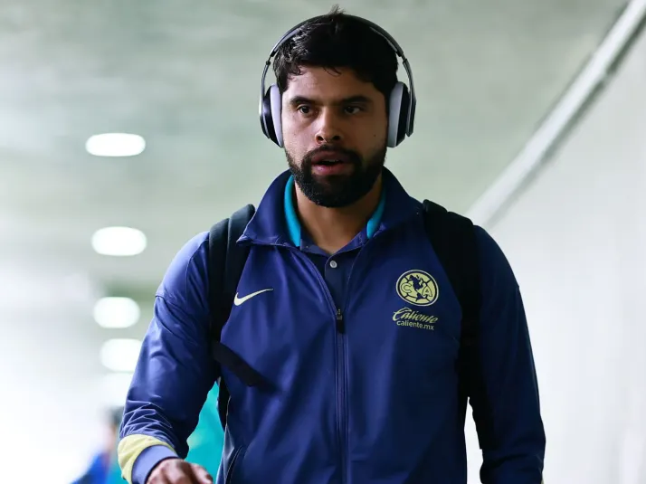 La razón por la que América no ha podido deshacerse de Néstor Araujo