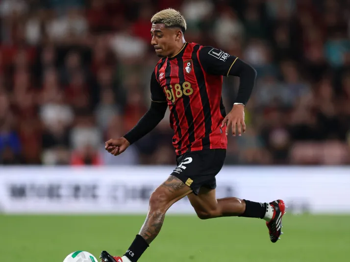 Los dos jugadores del América que serían perjudicados por Julián Araujo