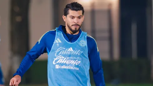 Henry Martín parece que iniciará el año con nuevas molestias físicas.