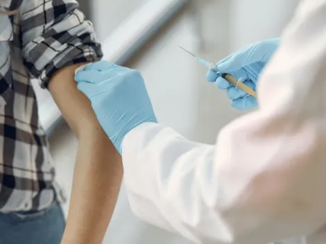 Vacunación en CABA: mayores de 25 años podrán inscribirse en la Ciudad de Buenos Aires