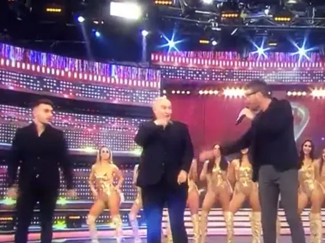 Tinelli abrió Showmatch pegándole a Boca: "Tengo los huevos..."