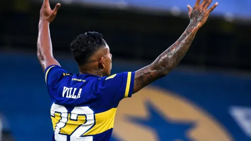 Sebastián Villa: del elogio de Riquelme a pedir su salida de Boca