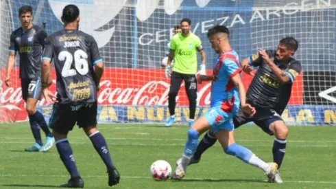 Atlético Tucumán y Arsenal abrieron la jornada de sábado.