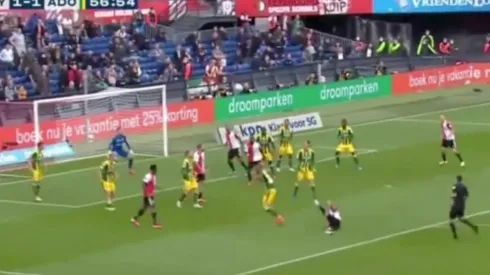 Senesi ganó el premio al mejor gol del año en Holanda