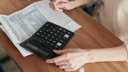 Calculadora Ganancias 2021: quién paga el impuesto con el nuevo piso mínimo y