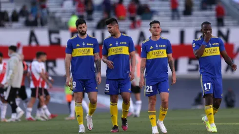 La defensa de un compañero a uno de los más criticados del plantel de Boca: "El presente no ayuda"