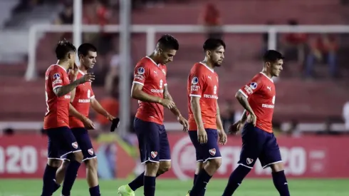 Debía volver a Independiente pero jugará en Gremio: ¿Cuánta plata le entrará al Rojo?