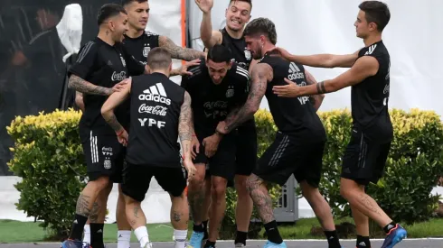 Giovani Lo Celso dejó Tottenham y fue presentado en Villarreal.