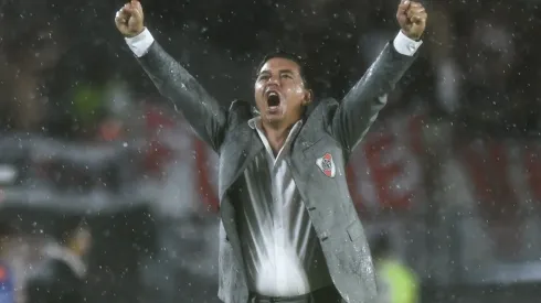 River va con todo por Valentín Castellanos.