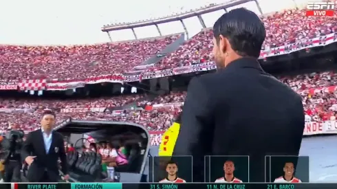 VIDEO | El frío saludo entre Gallardo y Gago antes del River-Racing