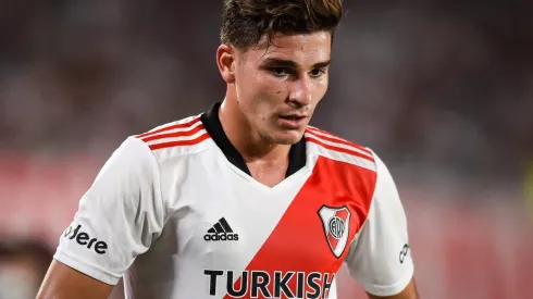 Julián Álvarez entrenó a la par de sus compañeros.