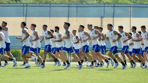 Exequiel Zeballos podría ingresar por Juan Ramírez.