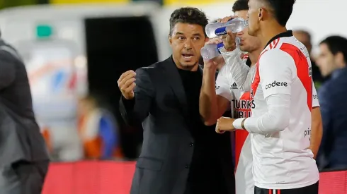 Juan Fernando Quintero y Enzo Pérez debieron ser reemplazados por precaución.