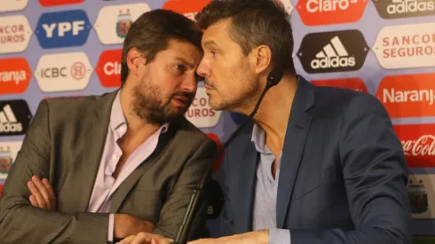 Lammens se reunió con un polémico DT que criticó a Gallardo para San Lorenzo.