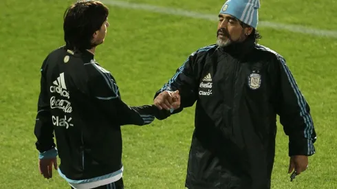 VIDEO | FIFA juntó a Maradona con Messi en una jugada y enloqueció a todos los argentinos