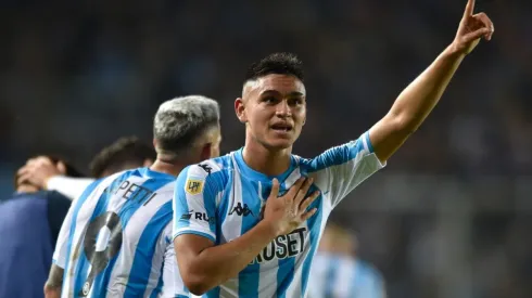 El juvenil de 19 años convirtió un doblete ante el Tiburón.