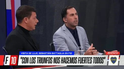 Battaglia y su reacción en plena pregunta de Arévalo.