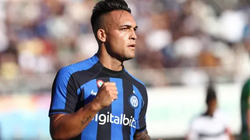 Lautaro Martínez y el primer gol de la temporada con blooper incluido.