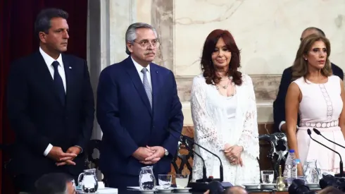 Sergio Massa asume como superministro.