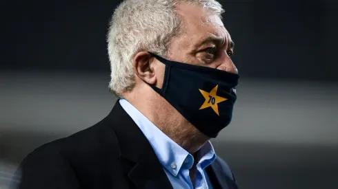 Se supo: la respuesta de Ameal a un grupo de hinchas que lo increpó en La Bombonera por el contrato de Rossi