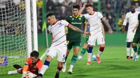 Defensa y San Lorenzo no se sacaron ventajas en un duelo clave para la zona de Copas