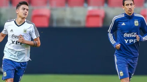 Paulo Dybala y Ángel Di María, dos de los jugadores que levantaron sospechas en Italia.