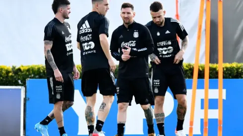 No se puede creer: Lo Celso nuevamente pidió el cambio por lesión y encendió las alarmas