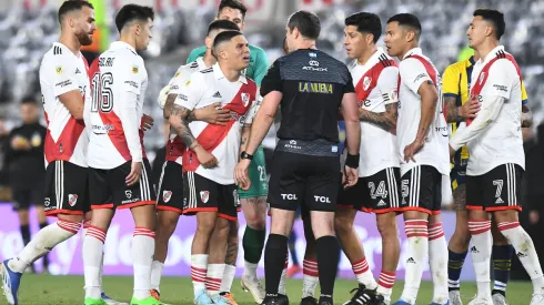 Dudó irse de River y posteó una foto que causó revuelo en los hinchas: "Ni se te ocurra"