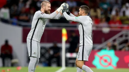 Australia y el "arquero bailarín" que ya amargó a un argentino.