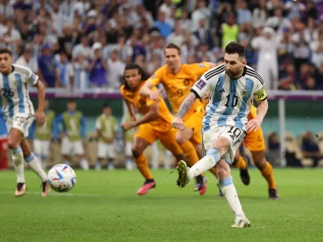VIDEO | Messi desorientó al arquero y estiró la ventaja de penal