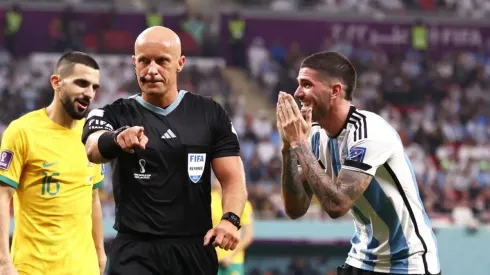 El penalazo que no cobró Marciniak, el juez de la final.