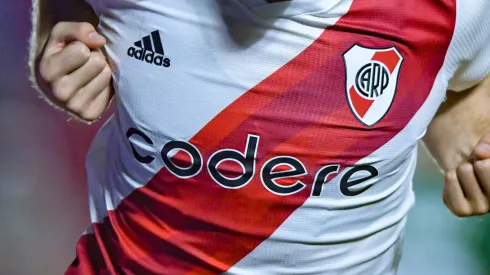 "La necesito": filtraron imágenes de la nueva camiseta de River y los hinchas deliraron en redes