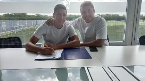 Merentiel puso la firma y se confirmó qué dorsal utilizará en Boca