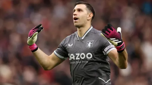 ¿Cuándo son los premios The Best y contra quién compite Dibu Martínez?