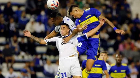 Vélez y Boca se enfrentan por la Liga Profesional.