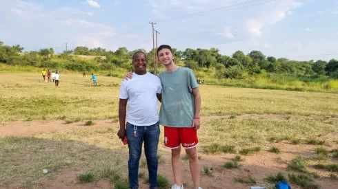 Del Ascenso africano a ser uno de los virales más grandes del país: la increíble historia del argentino en Zambia