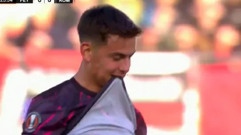 VIDEO | Su cara lo dice todo: Dybala salió lesionado en Roma y su gesto preocupa