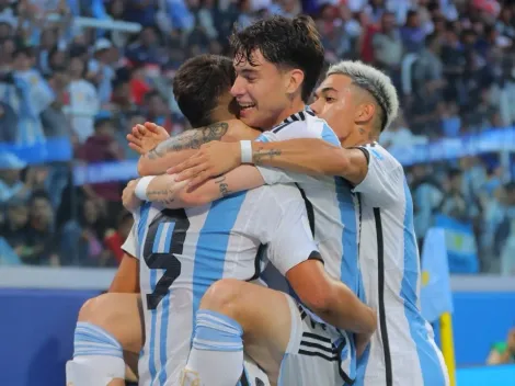 Argentina pasó por arriba a Guatemala y se metió en octavos de final