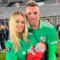 La esposa de Armani se cansó de las críticas de los hinchas de River y explotó en sus redes