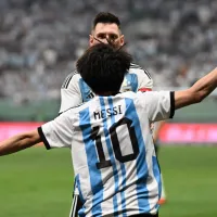¿Qué está tramando? El fan chino que abrazó a Messi avisó que va a redoblar la apuesta