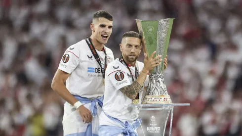 El representante de Papu Gómez sorprendió al revelar la decisión que habría tomado Sevilla respecto a su futuro y que no estaba en los planes de nadie.