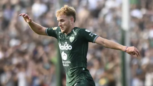 Luciano Gondou, Sarmiento