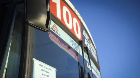 BUENOS AIRES, ARGENTINA - MARCH 20: Detail of a bus showing a board allowing seated passengers only on March 20, 2020 in Buenos Aires, Argentina. President Alberto Fernandez declared a national mandatory quarantine until March 31st to reduce the circulation of the COVID-19 outbreak. Only those who work in the health system, production and commercialization of food, press and other essential services are authorized to circulate. (Photo by Marcelo Endelli/Getty Images)